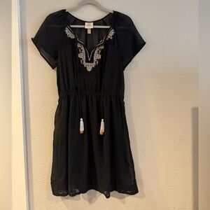 Knox Rose Black Embroidered Dress sz Small